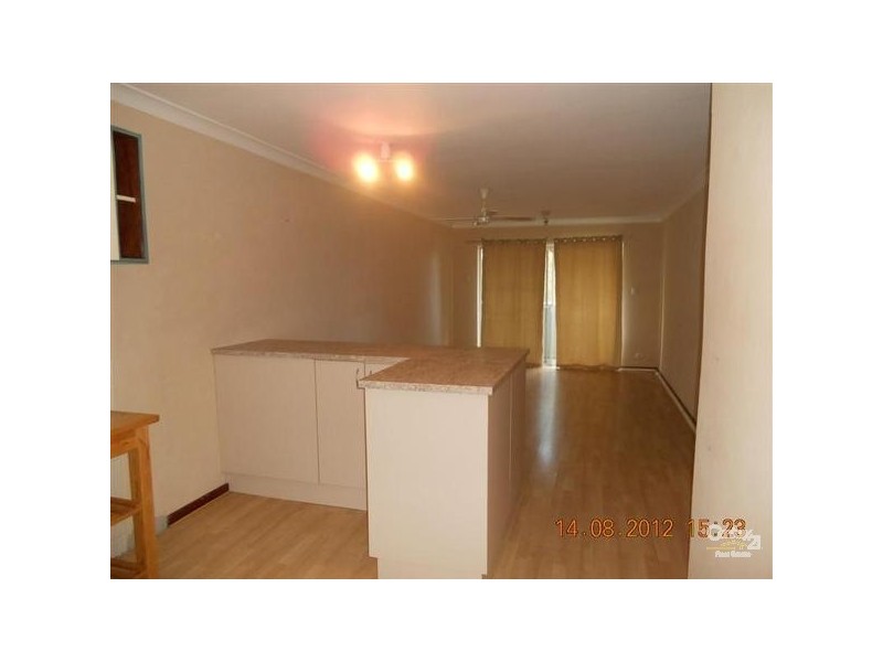 25/4 Minchinson Street, Shoalwater WA 6169