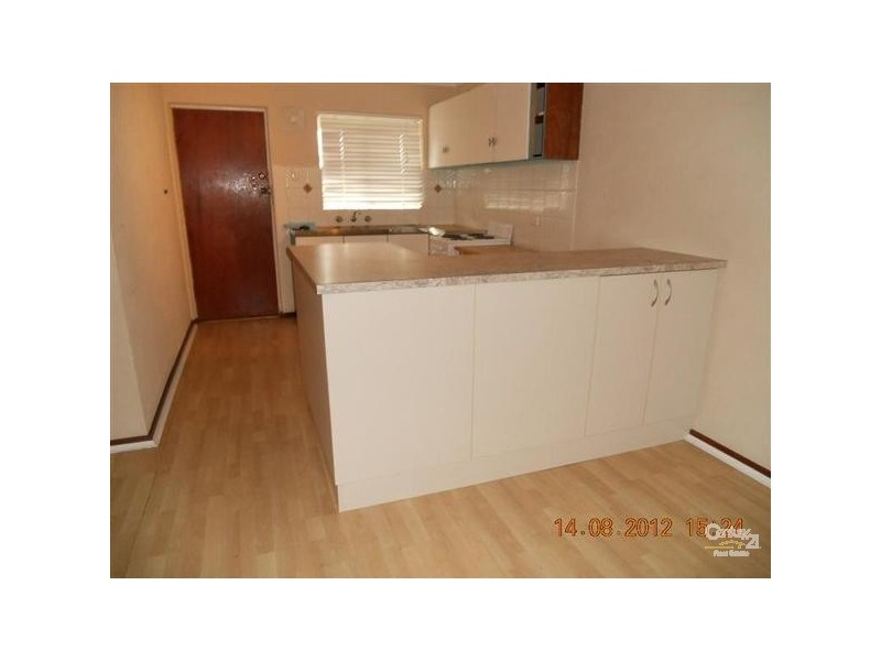 25/4 Minchinson Street, Shoalwater WA 6169