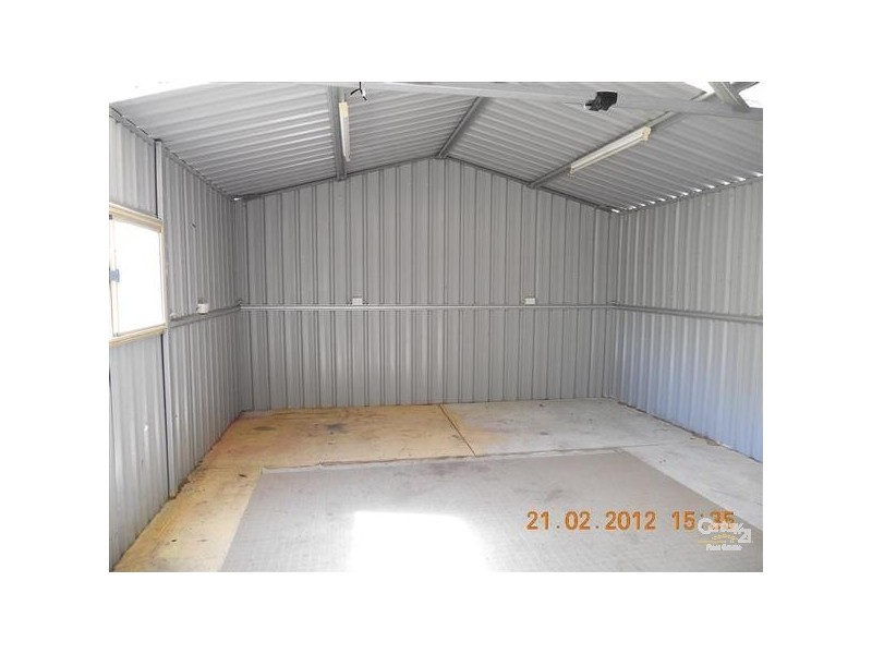 8 Scott Road, Safety Bay WA 6169