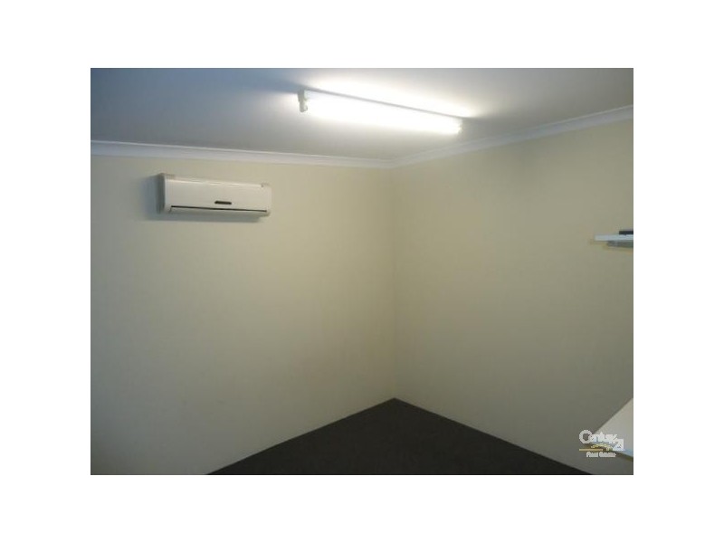 8 Scott Road, Safety Bay WA 6169