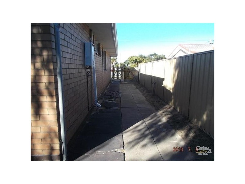 8 Scott Road, Safety Bay WA 6169