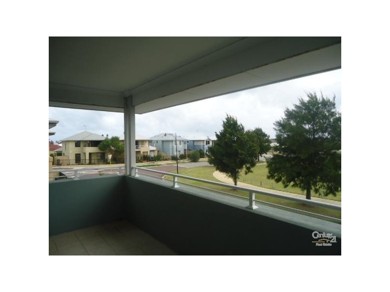 52 Waterfront Parkway, Shoalwater WA 6169