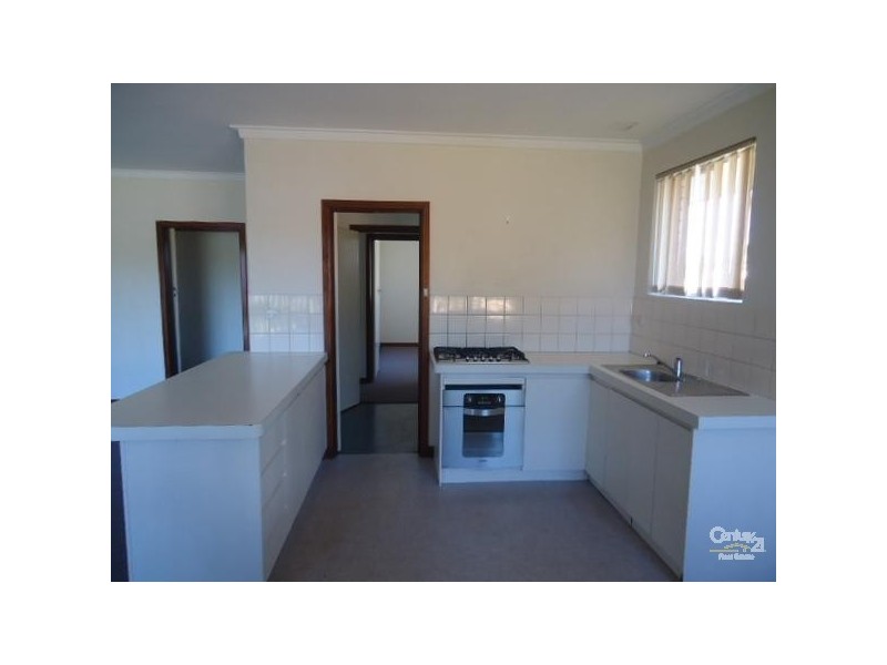 11B Gosforth Court, Safety Bay WA 6169