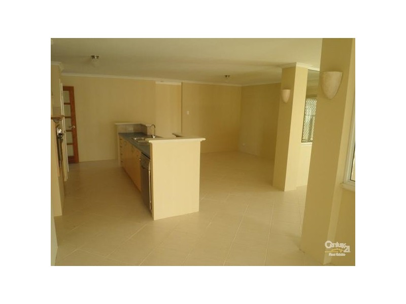 5 Uist Court, Port Kennedy WA 6172
