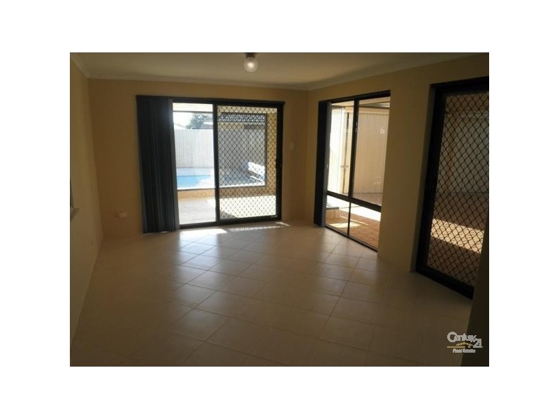 5 Uist Court, Port Kennedy WA 6172