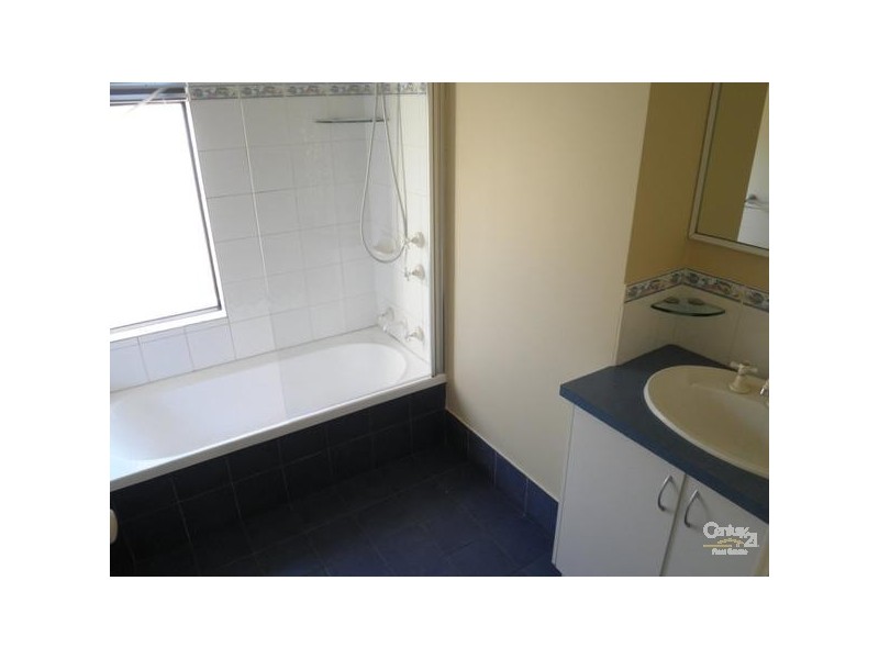 5 Uist Court, Port Kennedy WA 6172