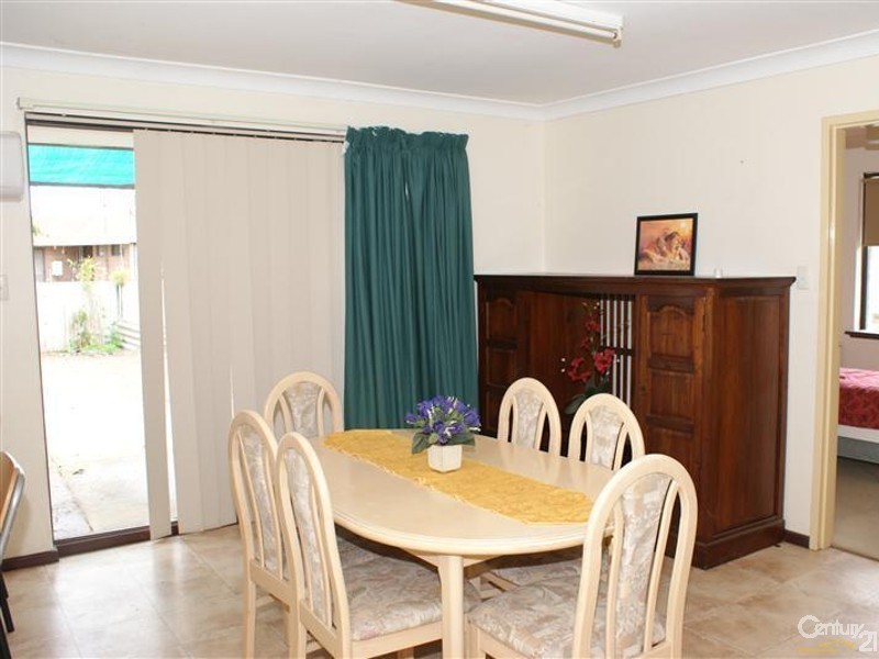 6 Braemar Street, Rockingham WA 6168