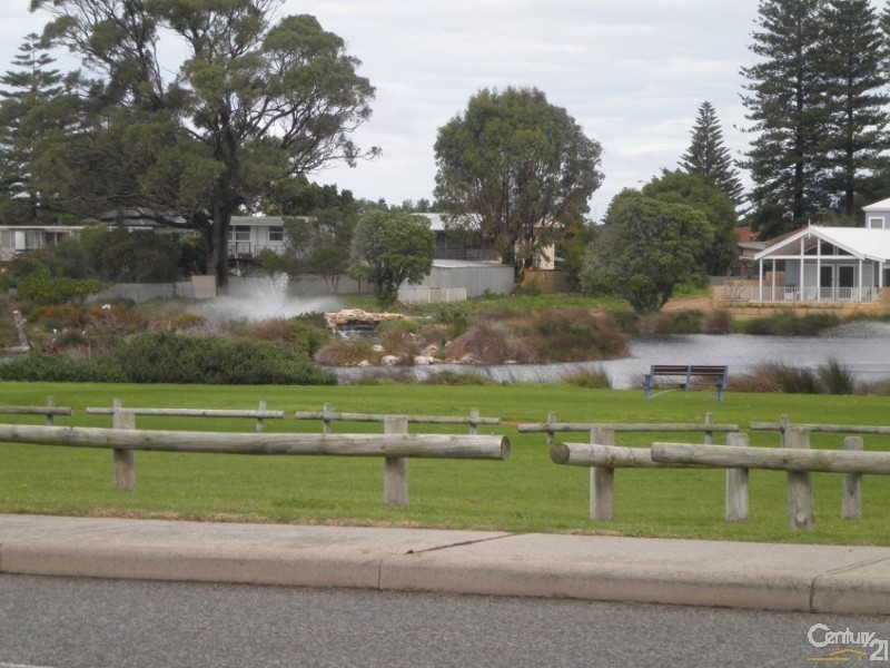 7/10-12 Harrison Street, Rockingham WA 6168