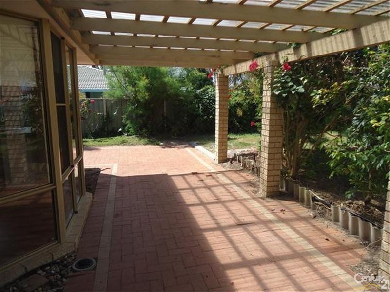 24 McCormick Street, Warnbro WA 6169