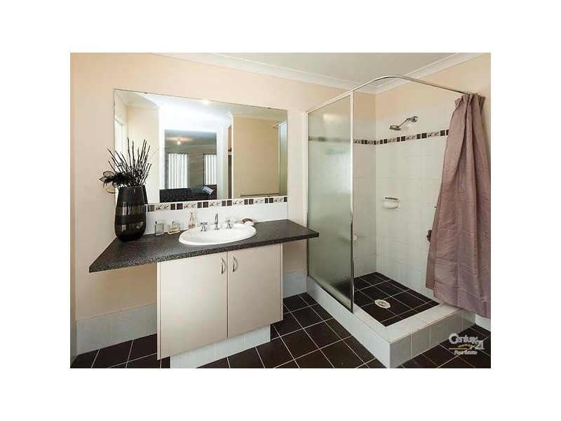 5 Harney Road, Secret Harbour WA 6173