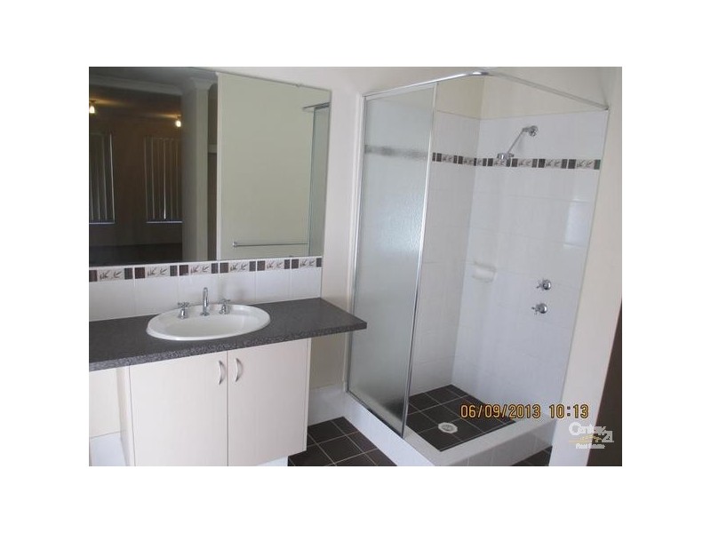 5 Harney Road, Secret Harbour WA 6173