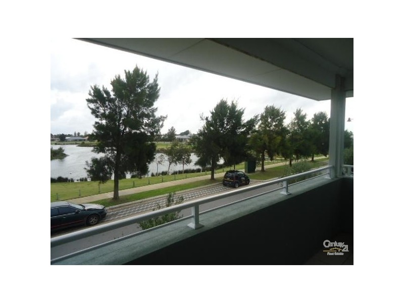 52 Waterfront Parkway, Shoalwater WA 6169