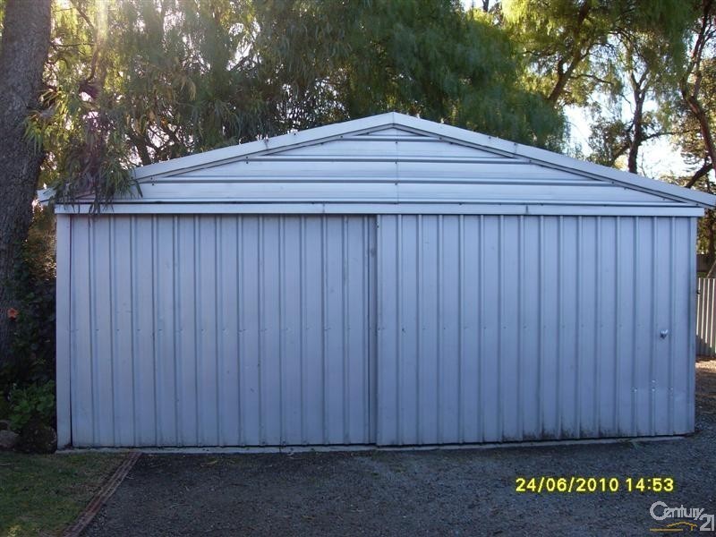 62 Unnaro Street, Hillman WA 6168