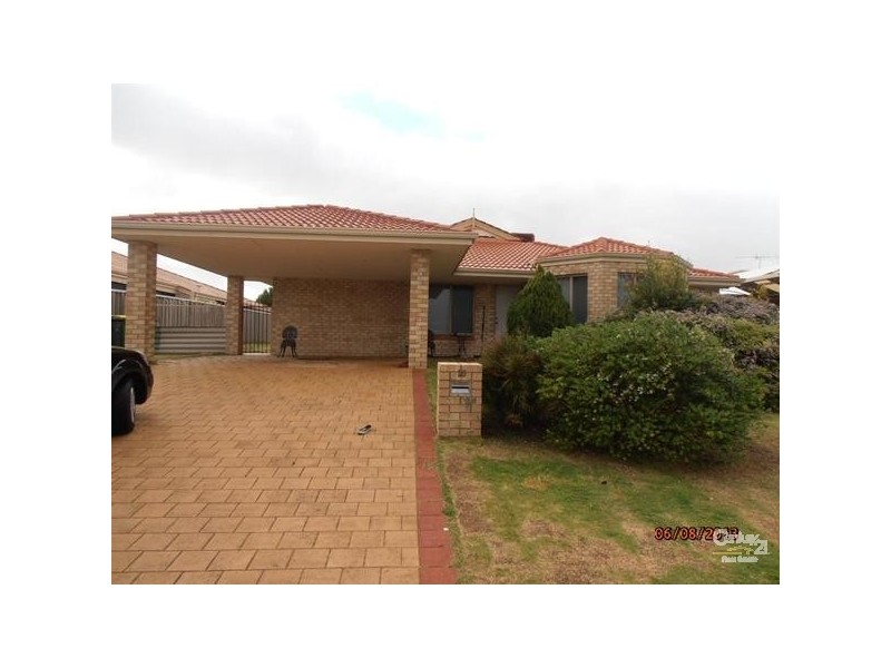 18 Morfontaine Parade, Port Kennedy WA 6172