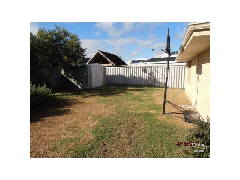 18 Morfontaine Parade, Port Kennedy WA 6172