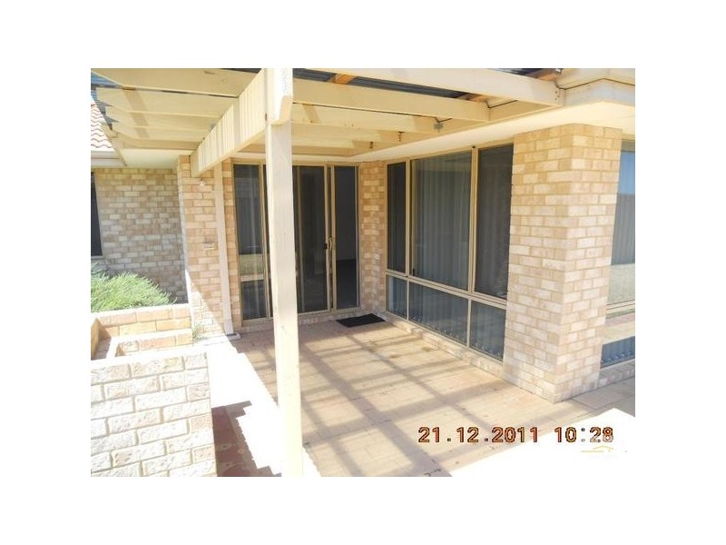 18 Morfontaine Parade, Port Kennedy WA 6172