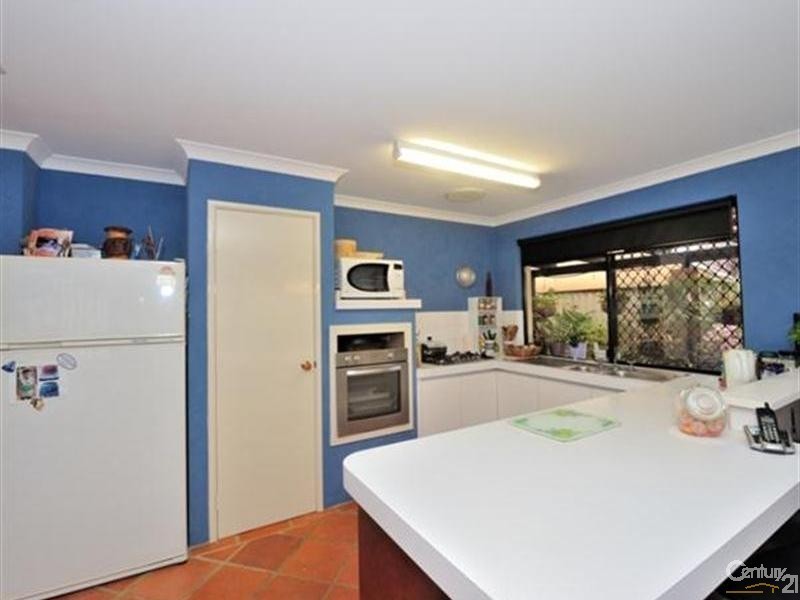 5 Springfield Court, Warnbro WA 6169