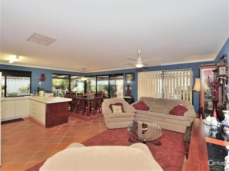 5 Springfield Court, Warnbro WA 6169
