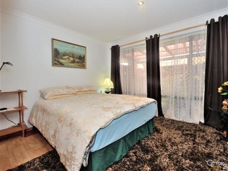 5 Springfield Court, Warnbro WA 6169