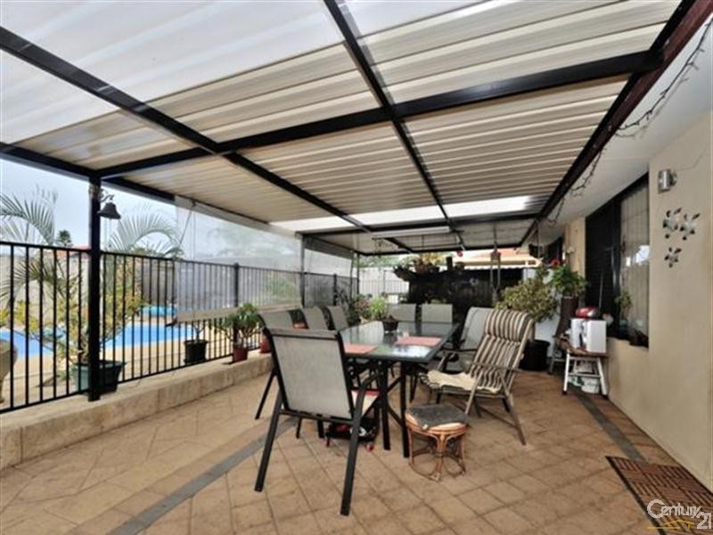 5 Springfield Court, Warnbro WA 6169