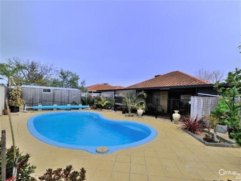 5 Springfield Court, Warnbro WA 6169