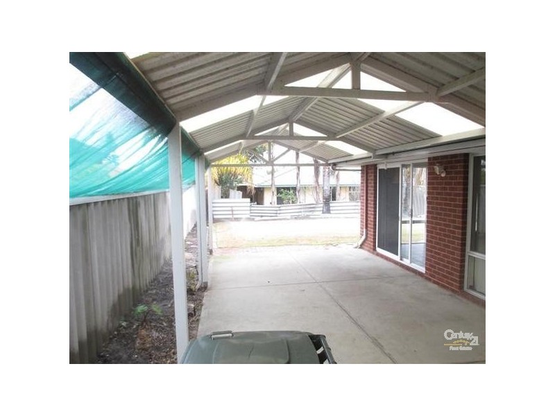 7 Redfin Close, Warnbro WA 6169