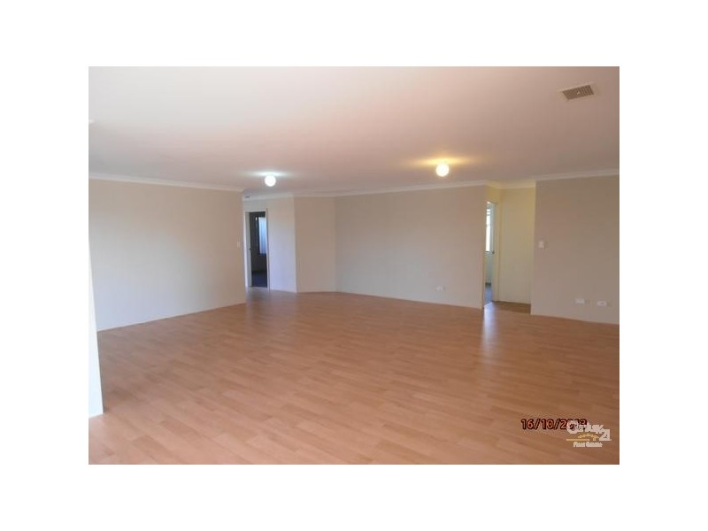 10 Corfu Pass, Port Kennedy WA 6172