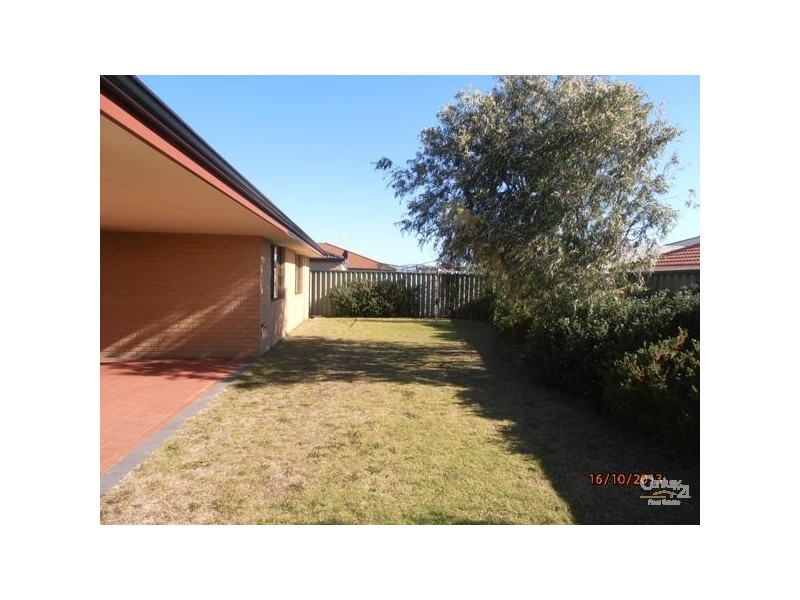 10 Corfu Pass, Port Kennedy WA 6172