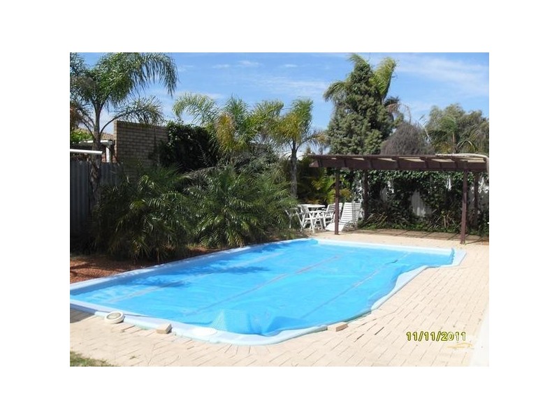 29 Hartland Way, Warnbro WA 6169