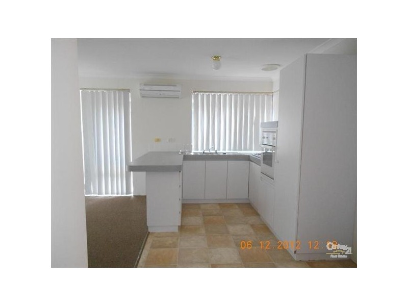 6/12 Dowling Street, Rockingham WA 6168