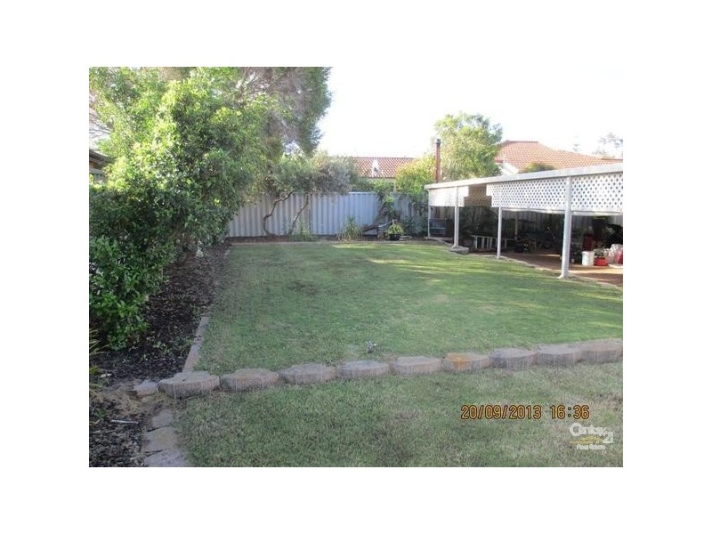 15 Montelimar Elbow, Port Kennedy WA 6172
