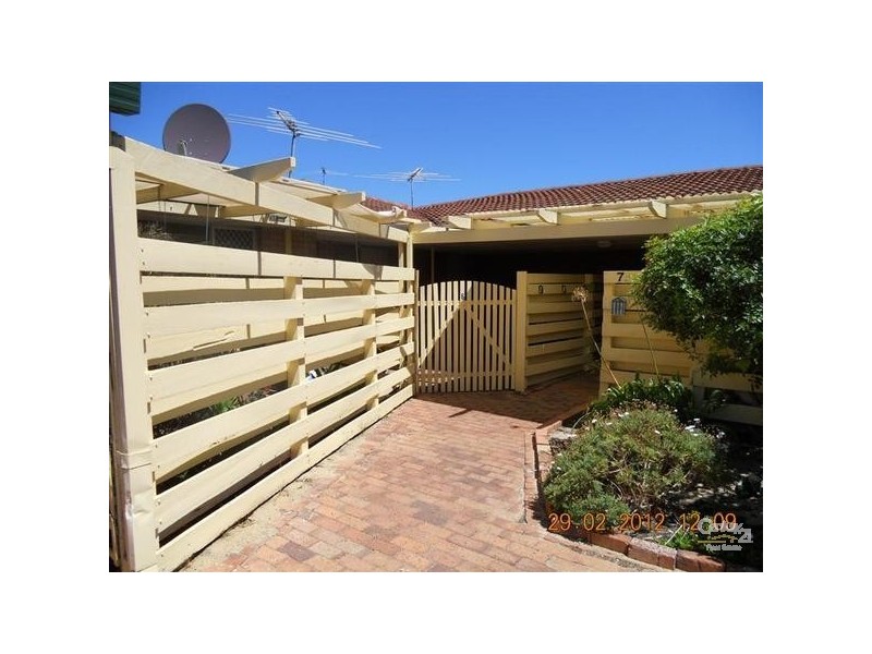 6/15 Fisher Street, Rockingham WA 6168