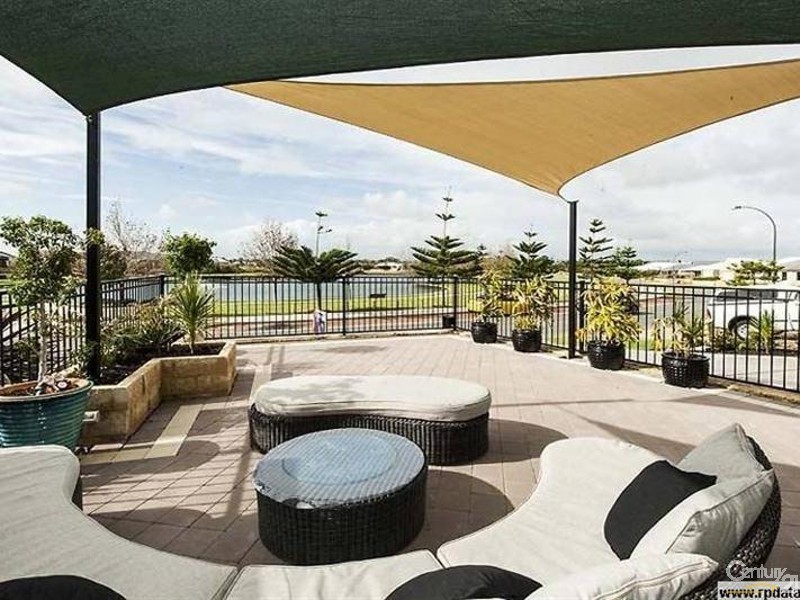 36 Harrington Waters Drive, Waikiki WA 6169