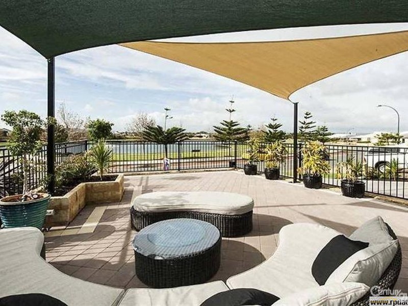 36 Harrington Waters Drive, Waikiki WA 6169