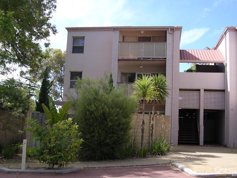 20/2 Pengilly Road, Orelia WA 6167