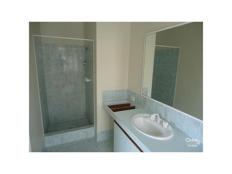 77 Parklands Drive, Warnbro WA 6169