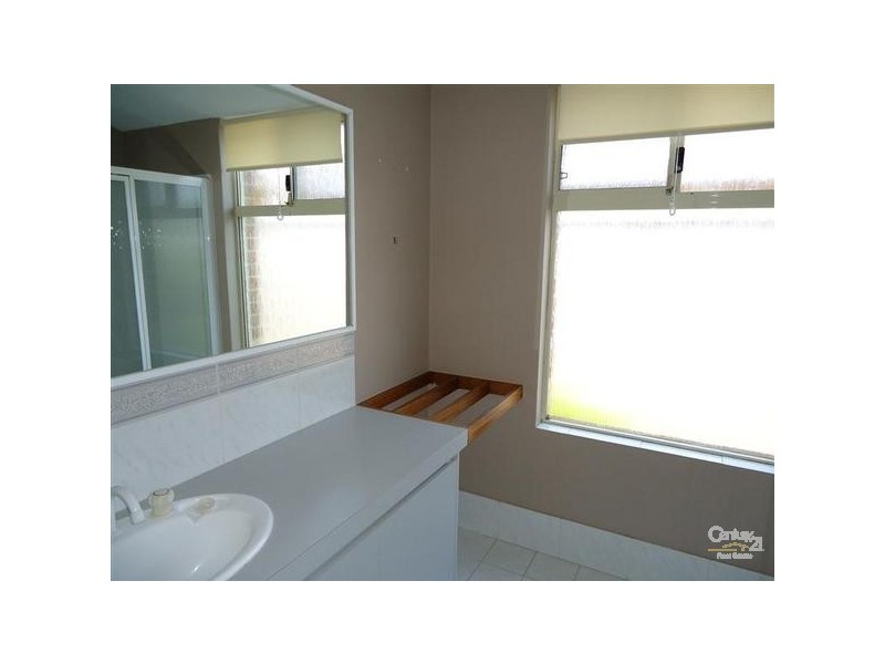 6 Rochefort Retreat, Port Kennedy WA 6172