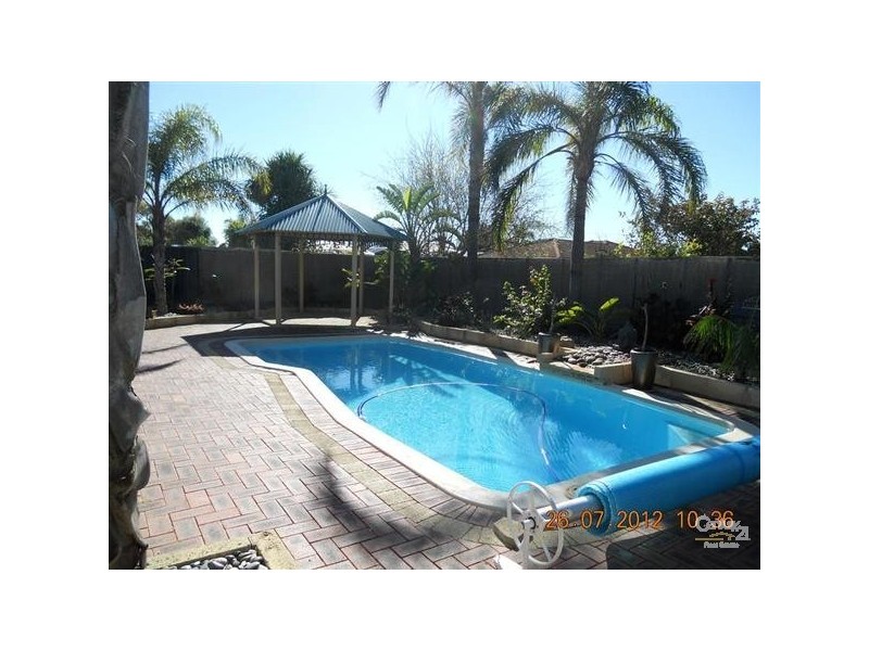 9 Daley Court, Rockingham WA 6168