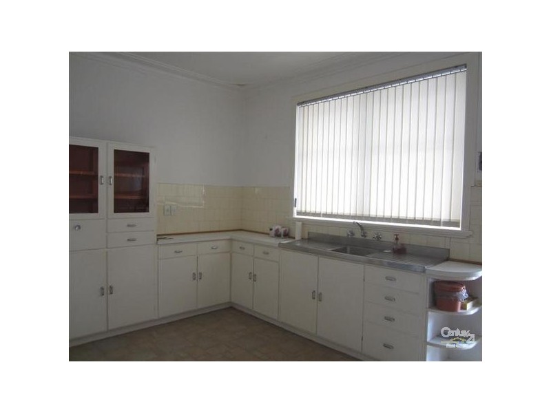 102 Harrison Street, Rockingham WA 6168