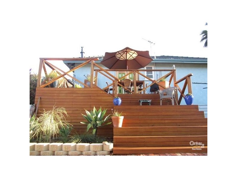 28 Grover Way, Medina WA 6167