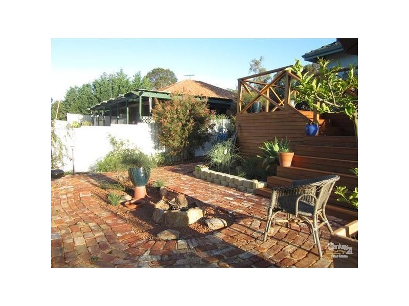 28 Grover Way, Medina WA 6167