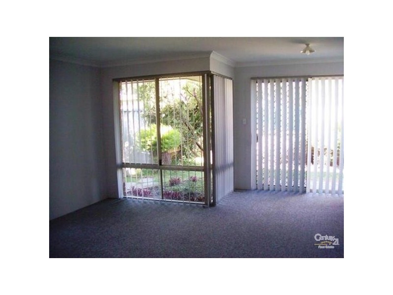 8/4 Marlo Place, Waikiki WA 6169