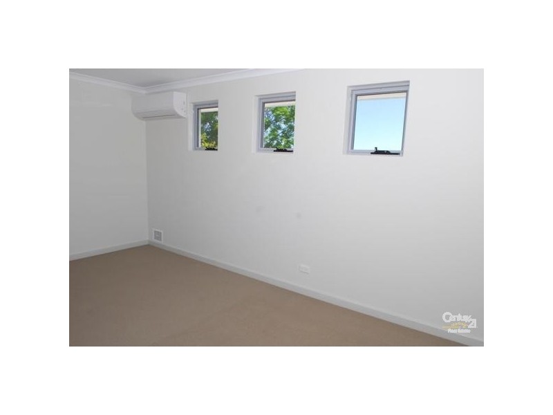 3/137 Kent Street, Rockingham WA 6168