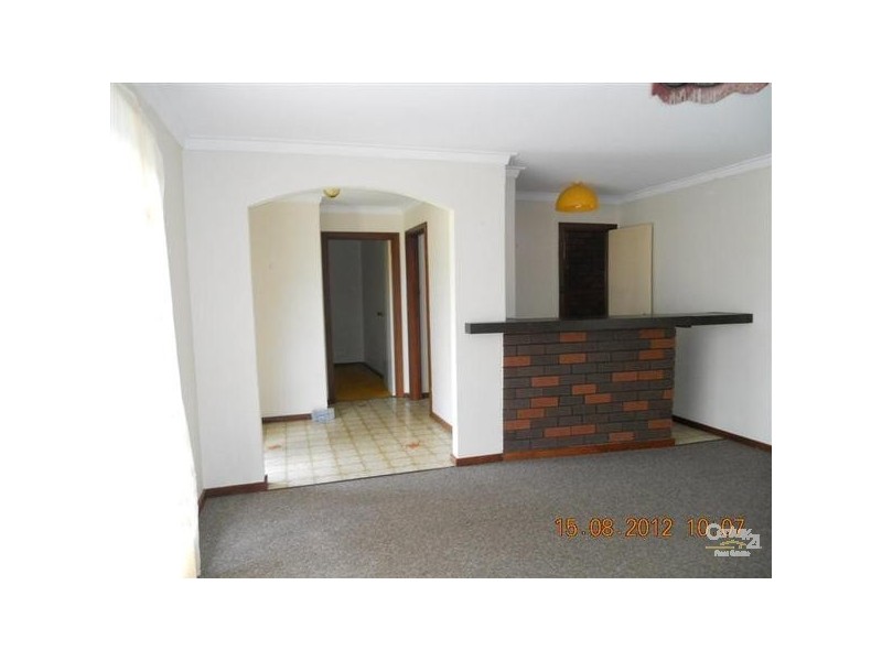 8 Coral Road, Safety Bay WA 6169