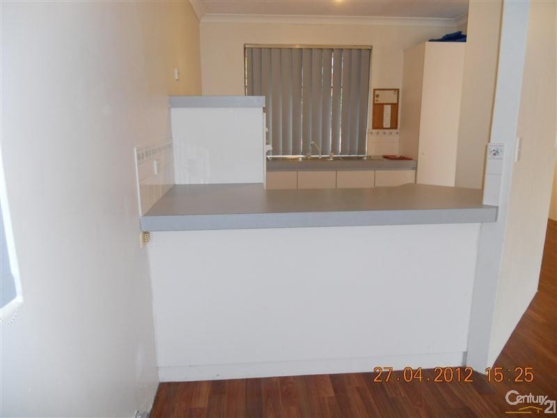 3/10 Dowling Street, Rockingham WA 6168