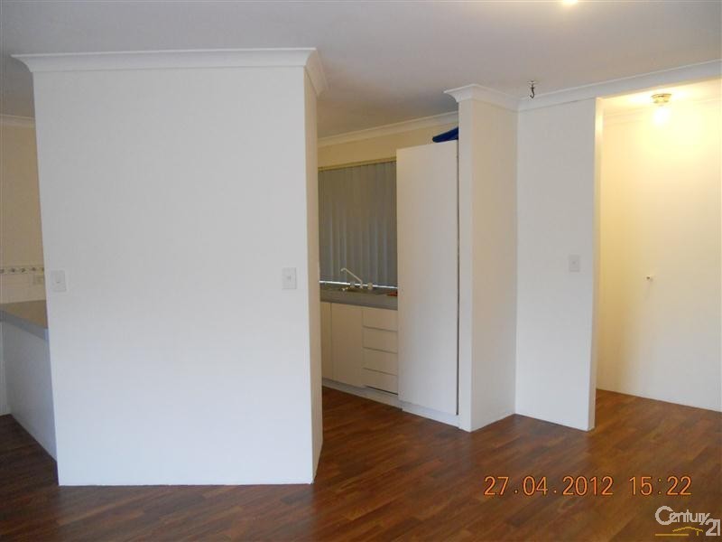 3/10 Dowling Street, Rockingham WA 6168