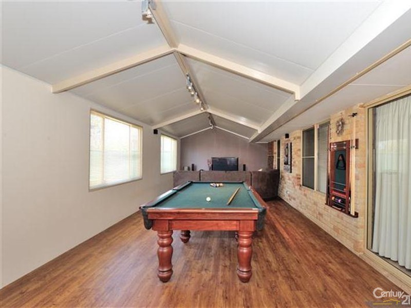 4 Spinnaker Close, Waikiki WA 6169