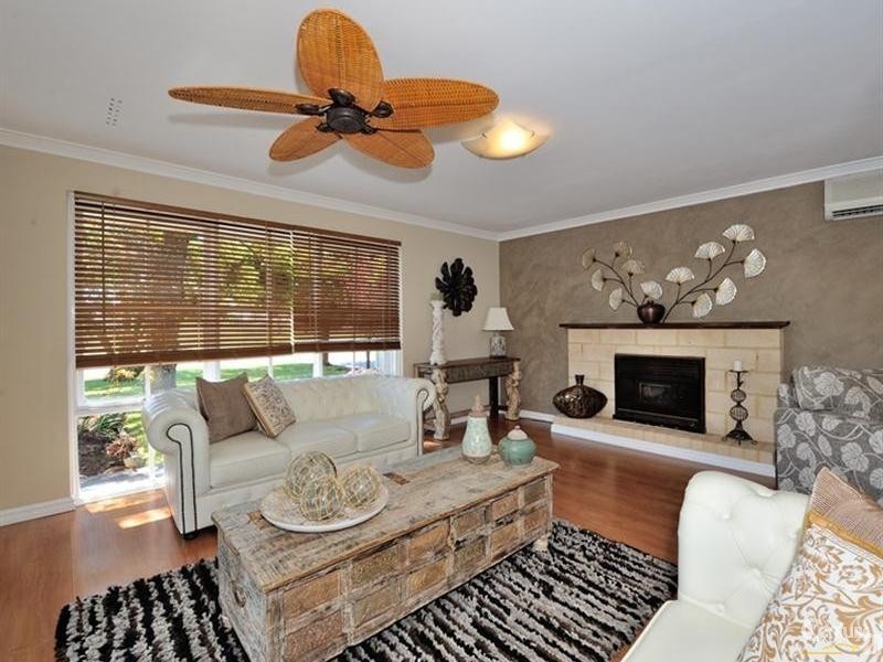 7 Catalina Street, Safety Bay WA 6169