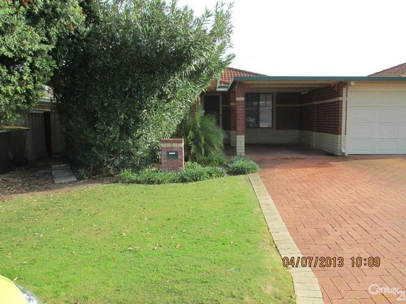 2/2 Redbud Mews, Cooloongup WA 6168