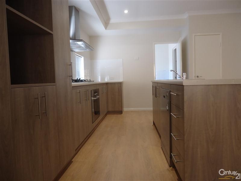 1/13 Vista Avenue, Rockingham WA 6168